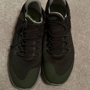 Nike Free women’s Nike running sneakers size 10 - army green